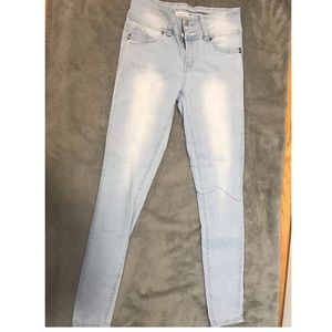 White washed skinny jeans